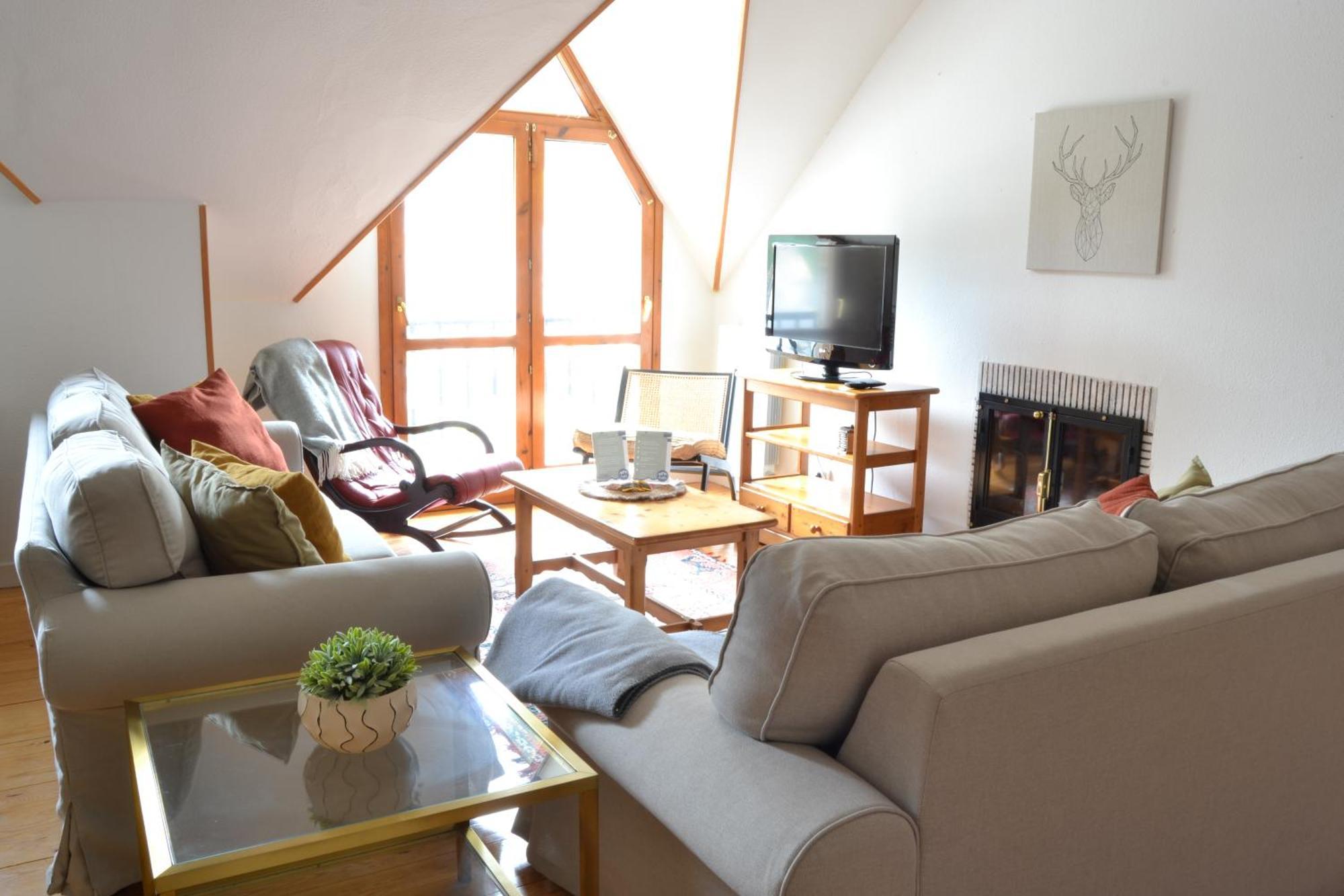 Balaitus Petfriendly - Arafita Apartamentos Sallent De Gallego Bagian luar foto