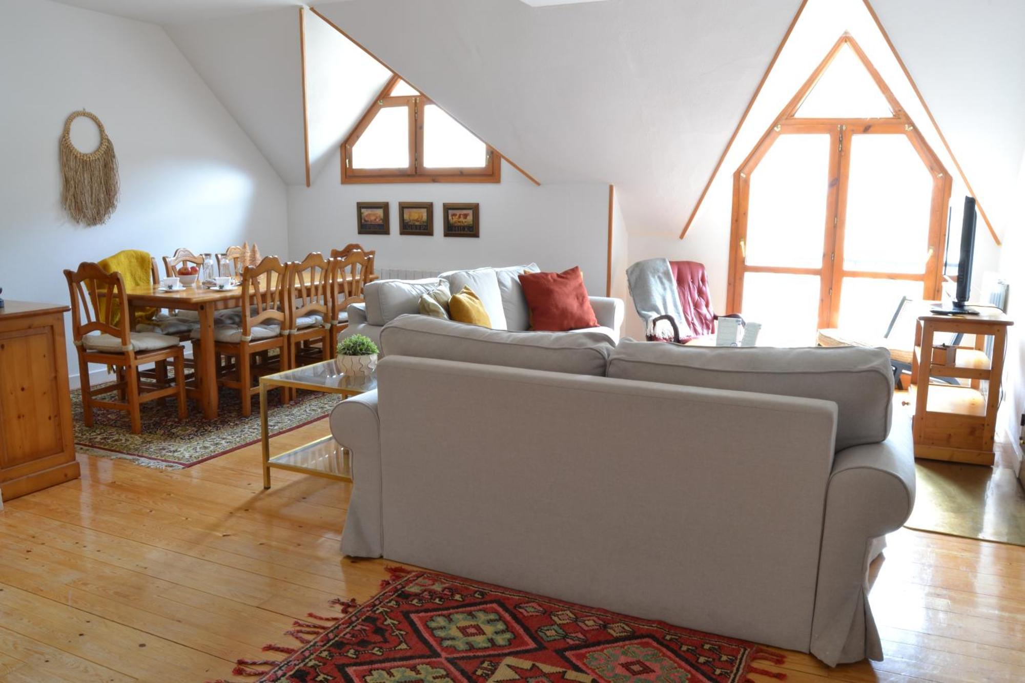 Balaitus Petfriendly - Arafita Apartamentos Sallent De Gallego Bagian luar foto